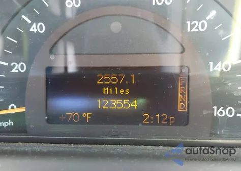 2004 Mercedes-Benz C 240 z USA, uszkodzony, nr VIN WDBRF61J74E018891